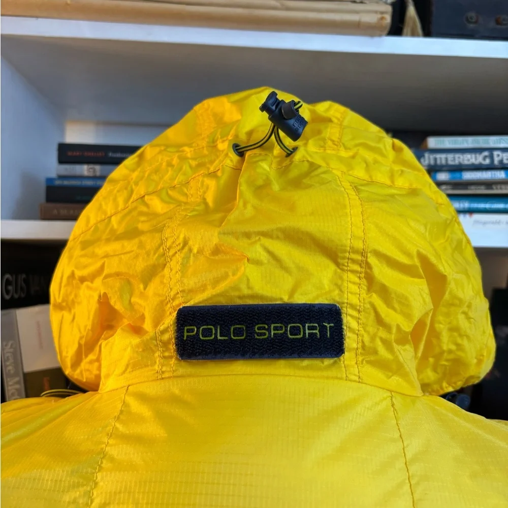 Polo by Ralph Lauren Men's Bright Yellow Puffer Jacket - Picture 6 of 11
